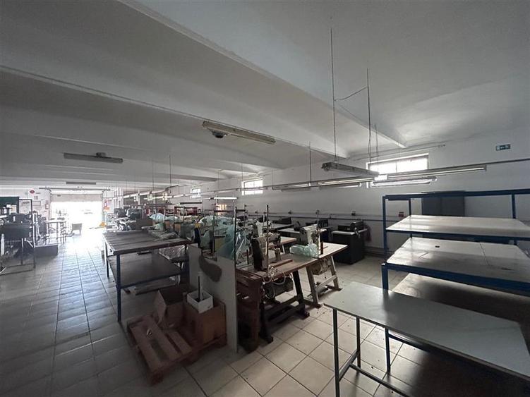 Hala industriala de vanzare in Marghita – 650 mp hala + birouri 200 mp, teren 34