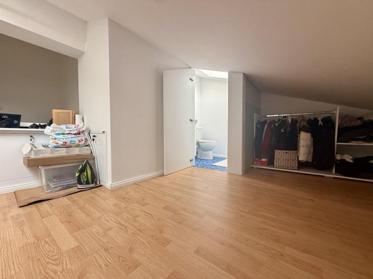 Apartament 3 camere, 2 bai - Dumbravita