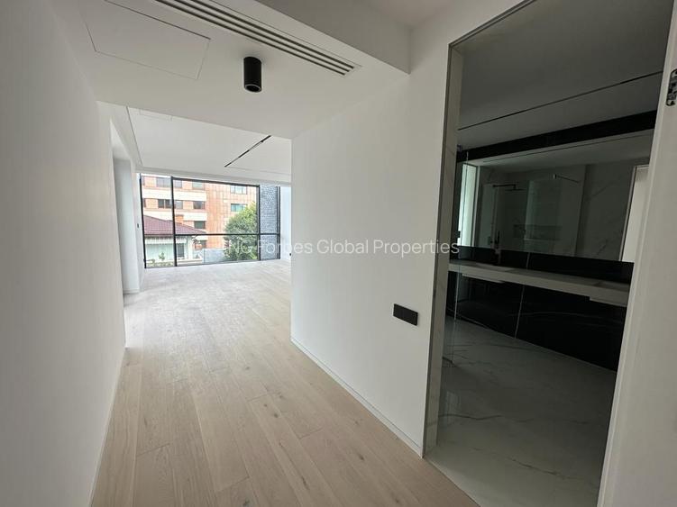 Penthouse Exclusivist cu Terase Generoase și Design Modern în Zona Aviatorilor - 13