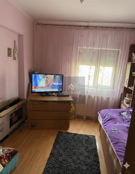 De vanzare apartament, trei camere