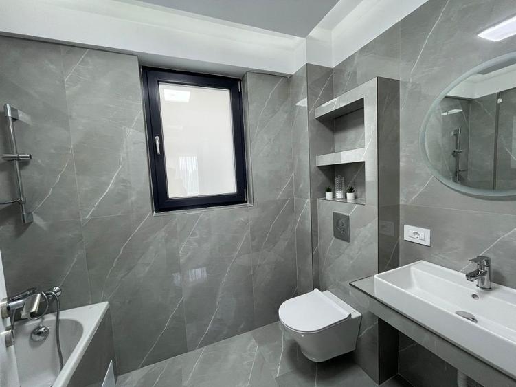 Apartament 3 Camere | 2 Bai | Damaroaia
