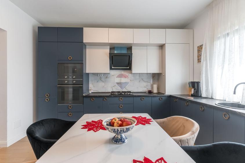 Vilă elegantă I Valea Lupului | 5 camere I 775 mp teren I Comision 0%