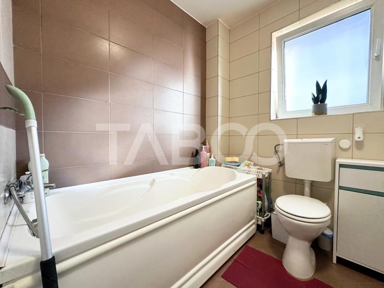 Apartament la cheie cu 2 camere decomandate in cartier Intre Lacuri