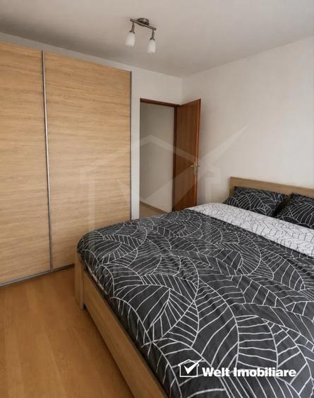 Apartament cu  2 camere, decomandat in zona Plopilor+parcare