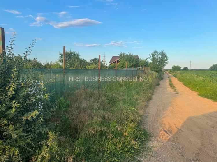 Casa Peris  zona Cocioc  (Nefinalizata) , langa terenul de Golf Bucharest - 17