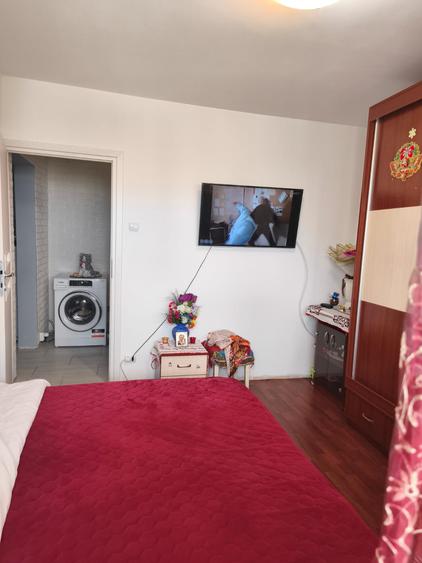 Apartament 3 camere - Decomandat - Renovat