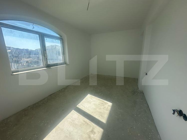 Casa in stil mediteranean, cu 4 camere, 158 mp, zona Dezmir