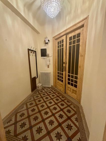 Inchiriere apartament cu 4 camere cu vedere in Parcul Cismigiu