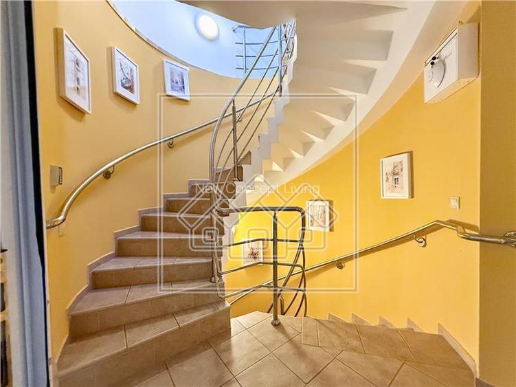 Casa individuala in Sibiu - 8 camere - 418 mp - teren 1.338 mp - 21