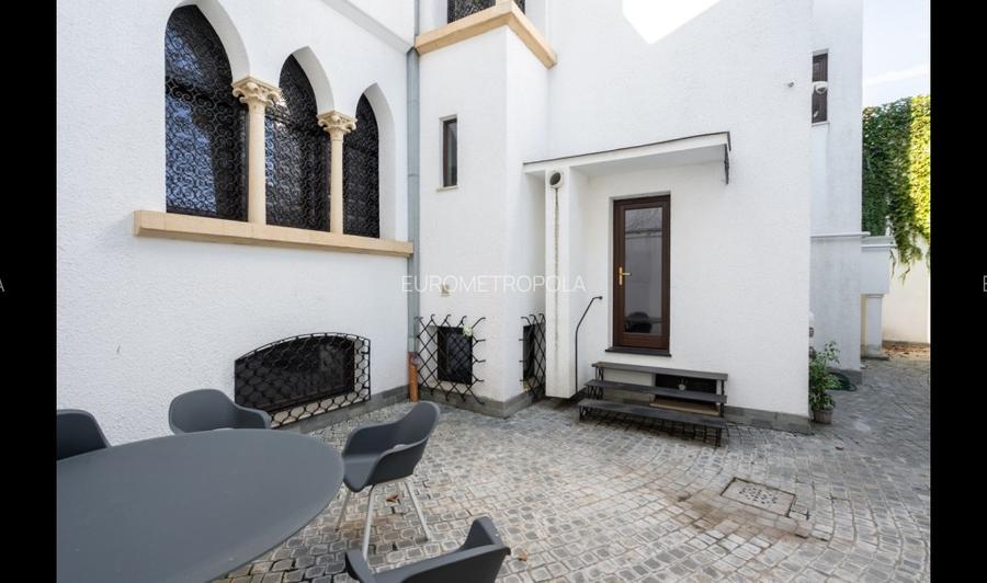 Vila exclusivistă în zona Dacia - 31