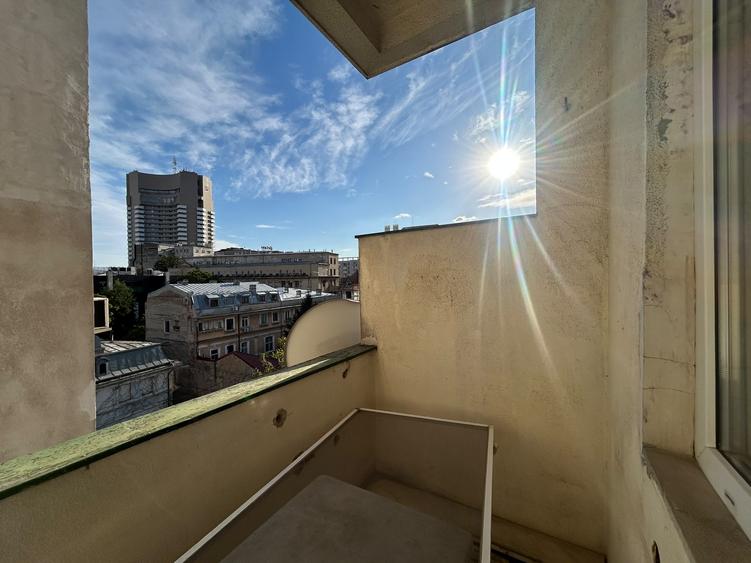 Apartament 3 camere metrou Universitate