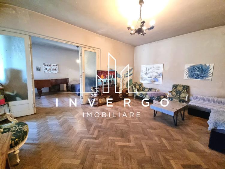 Apartament, 3 camere, de vânzare, în Centru