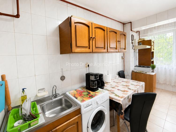 Vânzare 2 camere Lacul Morii Giulești Crângași metrou 15 min et 4/4 - 4