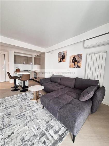 Pipera | Porsche | Cortina North | Bloc 2023 | Modern