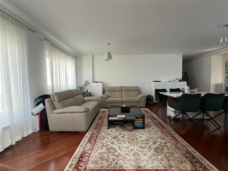 Apartament 3 camere,69 mp, situat pe strada Borhanciului!