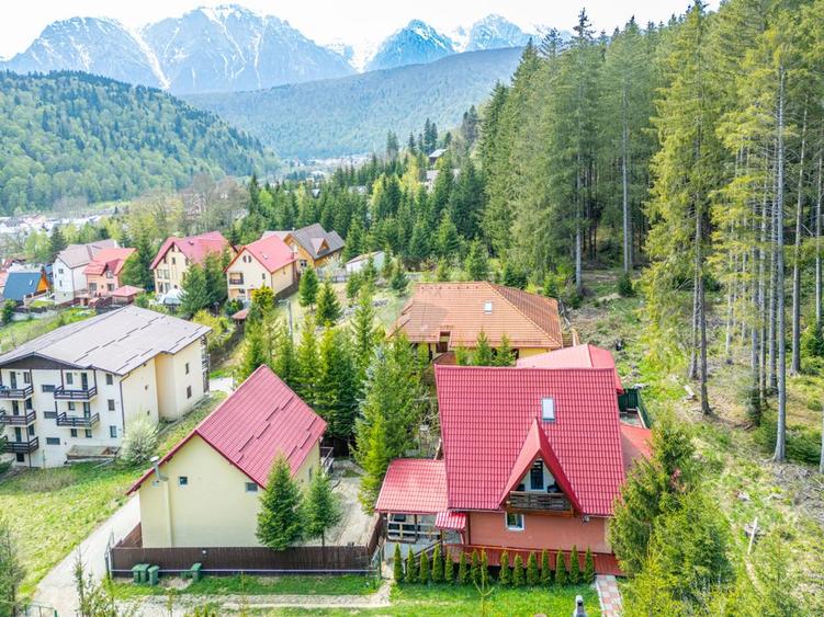 Vila cocheta în Azuga, lângă pădure, cu priveliște superbă la munți