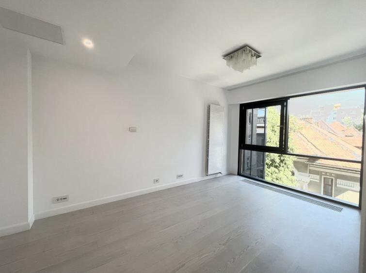 Investitie Office - Cladire de birouri- Piata Romana