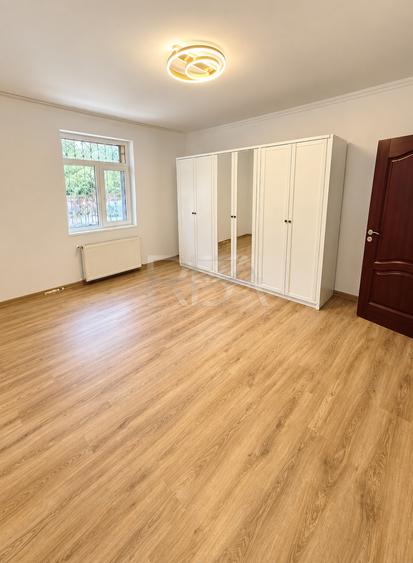 3 camere Fundeni decomandat, centrală, parcare, an 2011, 128 mp