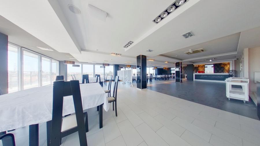 Singurul Restaurant / Birou Panoramic la Etajul 5 din Arad