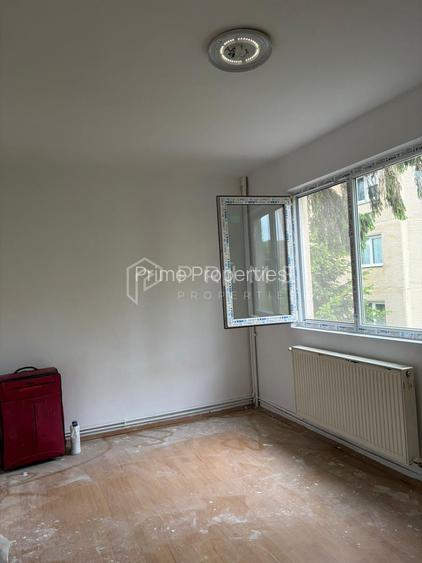 Apartament cu 3 camere, etaj 2 – Zona Dâmbul Pietros - 2
