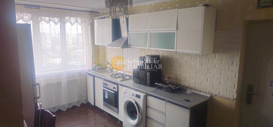 3 Camere- Mobilat si utilat- Zona Alexandru cel Bun/ Statia Familial - 4