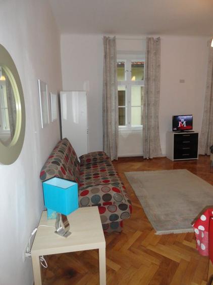 Brasov garsoniera de inchiriat,facultate, Biserica Neagra( smart working)