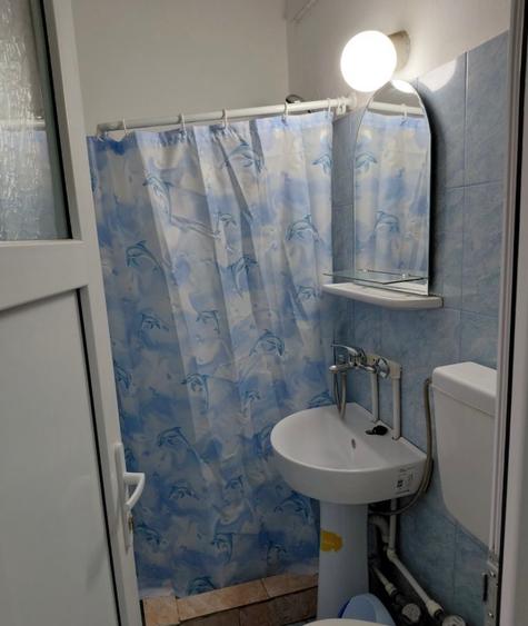 Garsonieră, etajul 2/4, zona Podu Ros - Gara Internațională