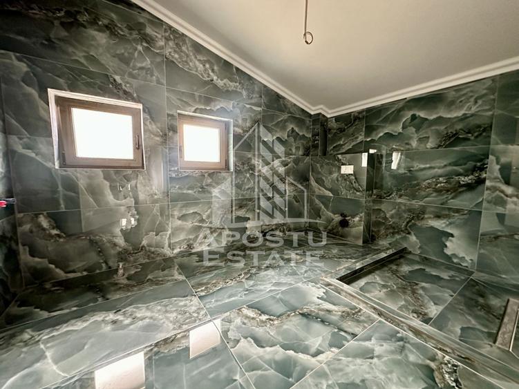 Casa individuala cu 5 camere, finisaje premium, disponibila imediat.