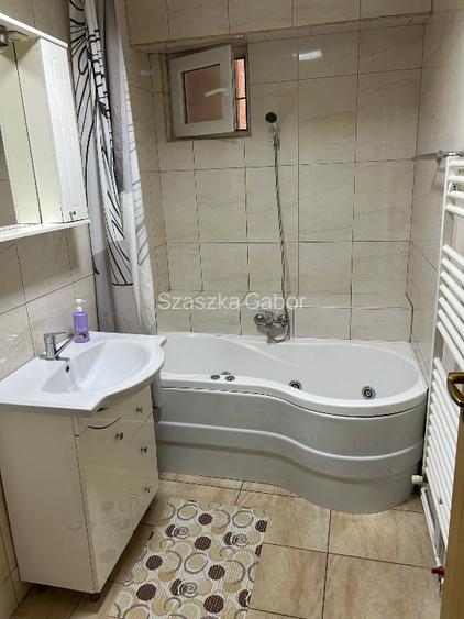 Inchiriez (ofer) apartament 3 camere decomandat , zona centrala , cu parcare - 9