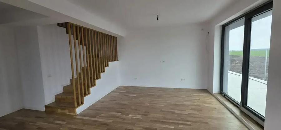 Casa 5 Camere Otopeni | Duplex | Acces Piscina | 800 m Distanta Metrou