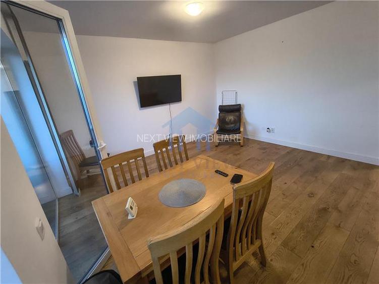 Apartament 3 camere, Piata 1 Mai - 9