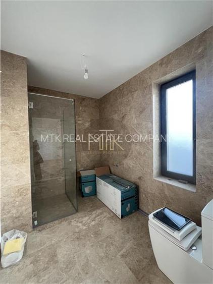 2025 | Vila duplex noua 4 camere + mansarda | Curte libera 400 mp | OTOPENI