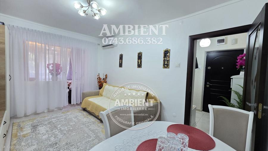 Apartament cu 2 camere, etaj 1, RENOVAT, nemobilat, VASLUI zona SMÂRDAN;