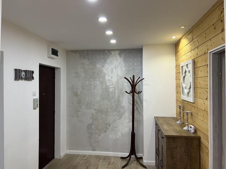 Apartament 2 camere  central str. noica politie et 1