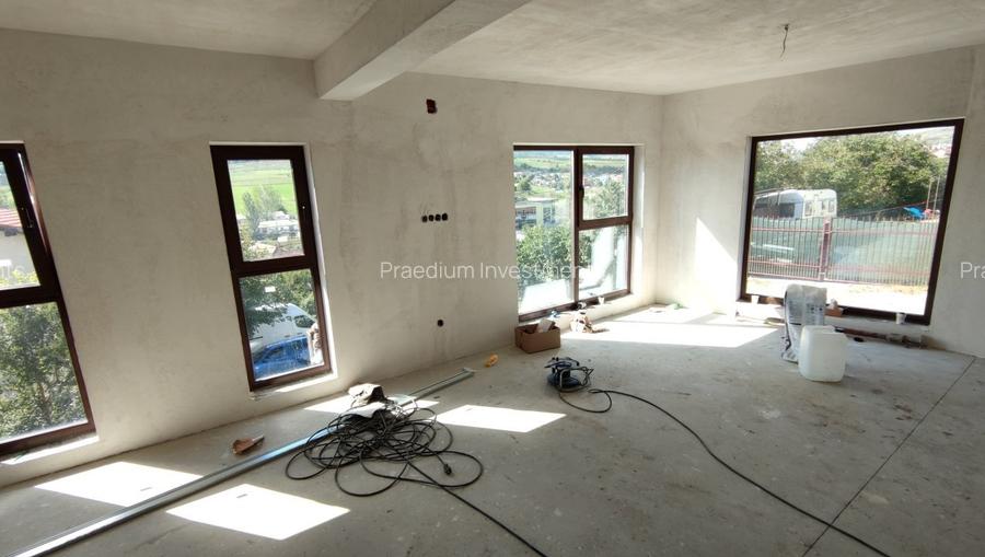 Duplex 4 camere pe Oașului, teren 240 mp, utili 162 mp - 2