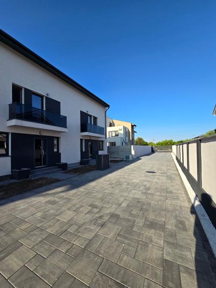 Casa de vanzare | 175mp | Duplex | Otopeni central | 700m fata de DN1