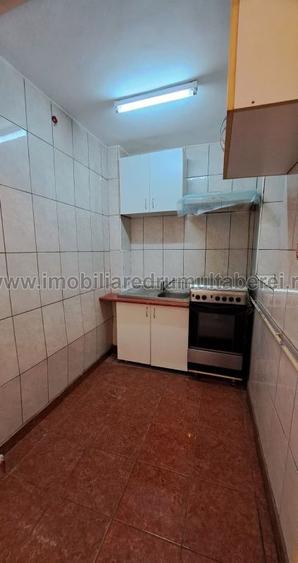 Drumul Taberei, Metrou Valea Ialomitei, decomandat, bloc reabilitat