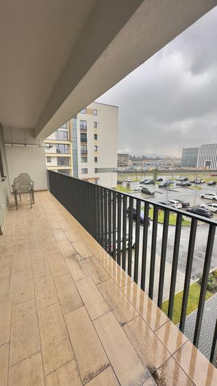 Apartament cu 2 camere in zona Tractoru la Kasper ,et 2/9