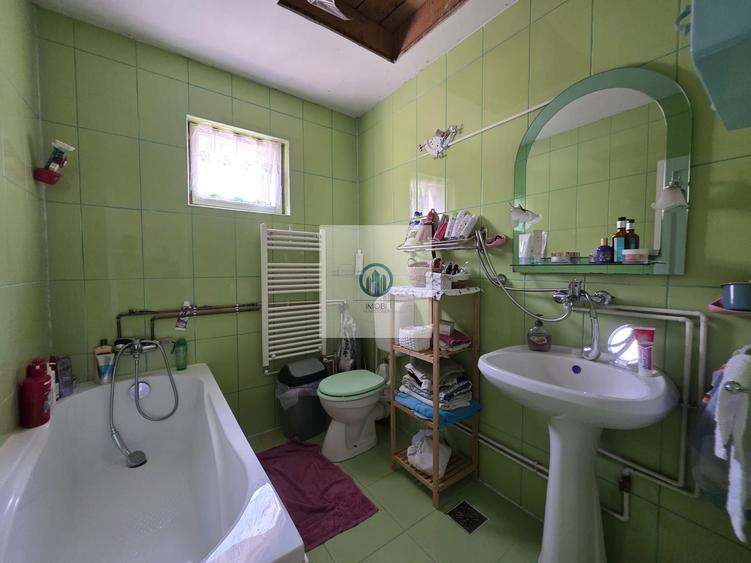 Casa D+P+M in Deva-Aurel Vlaicu, 3 dormitoare, 3 bai, garaj si terasa