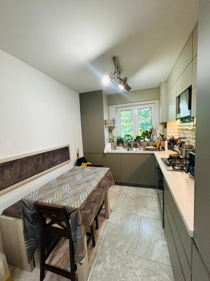 Apartament 2 camere Bd Bucuresti - etaj 2/4 - 85000 euro negociabil
