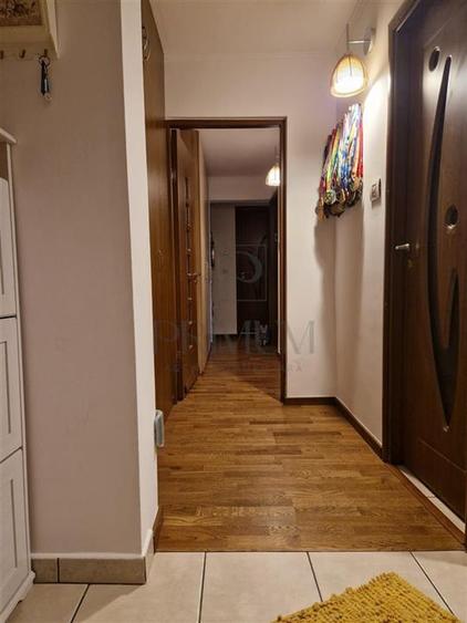 ARADULUI - ETAJ 3 - BLOC IZOLAT - 3 CAMERE - 2 BAI - 2 BALCOANE - CENTRALA PROPR