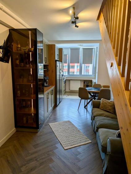 Penthouse 95 mp + terasă 45 mp, pod de 40 mp, 3 dormitoare, Centru