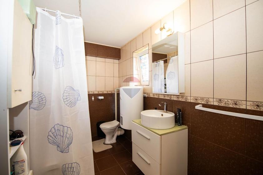 Casa Vila individuala de vanzare 7 camere comuna Berceni