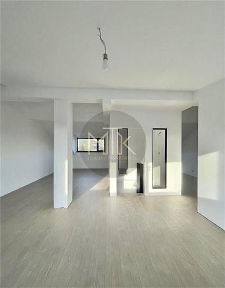 2025 | Vila duplex noua 4 camere + mansarda | Curte libera 400 mp | OTOPENI
