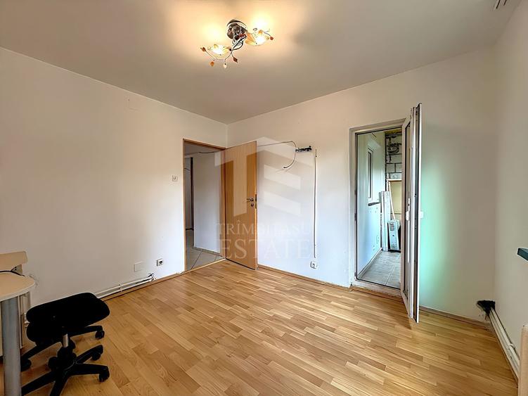 3 camere et 3 bloc 1981 2 băi Centrală proprie Metrou Gorjului 7 min