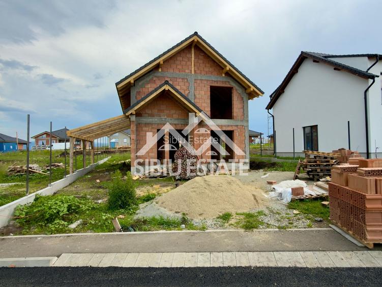 Casa noua oportunitate investitie sau locuinta -  se vinde la ROSU - 4