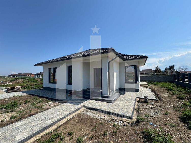 Casa individuala | 96 mp | 420 mp teren | Toate utilitatile | Orizont