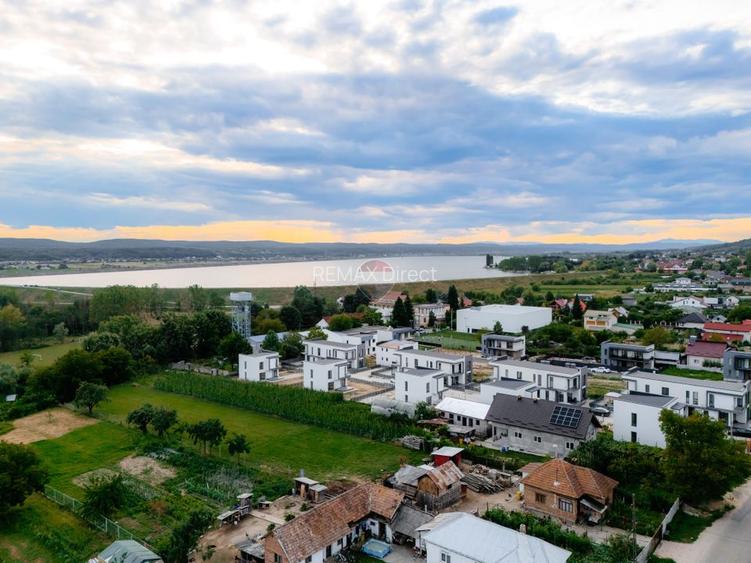 Casă tip duplex, P+1E, 174mp construiți — Budeasa Mare, Argeș - 32