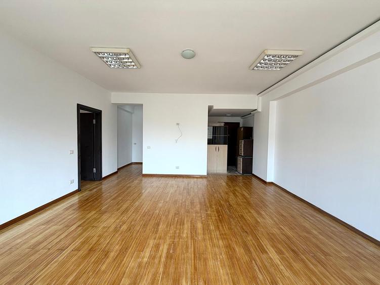 Aviatiei / Caramfil Office / Spatiu de birou '70 Mp / Parcare Opțional