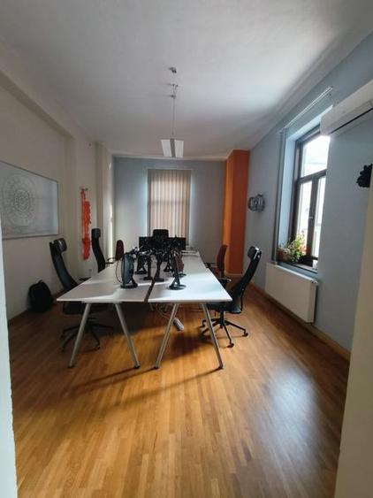 Apartament in vila de inchiriat